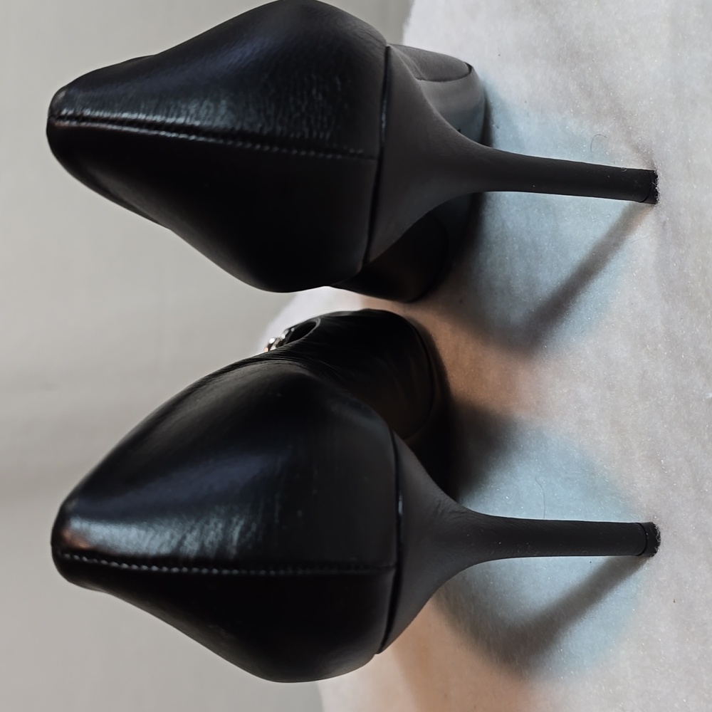 GUCCI Nappa Moorea Molaita Black Leather Pumps With Chain Detail Size 39.5 - Picture 5 of 11